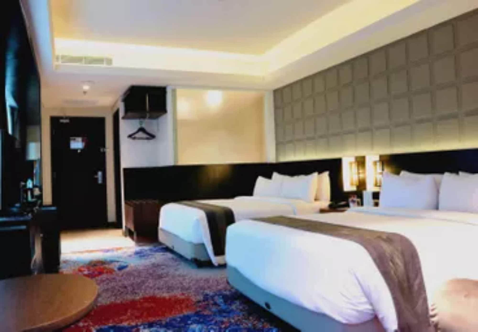 Aston Pasteur Hotel Bandung Buitenkant foto