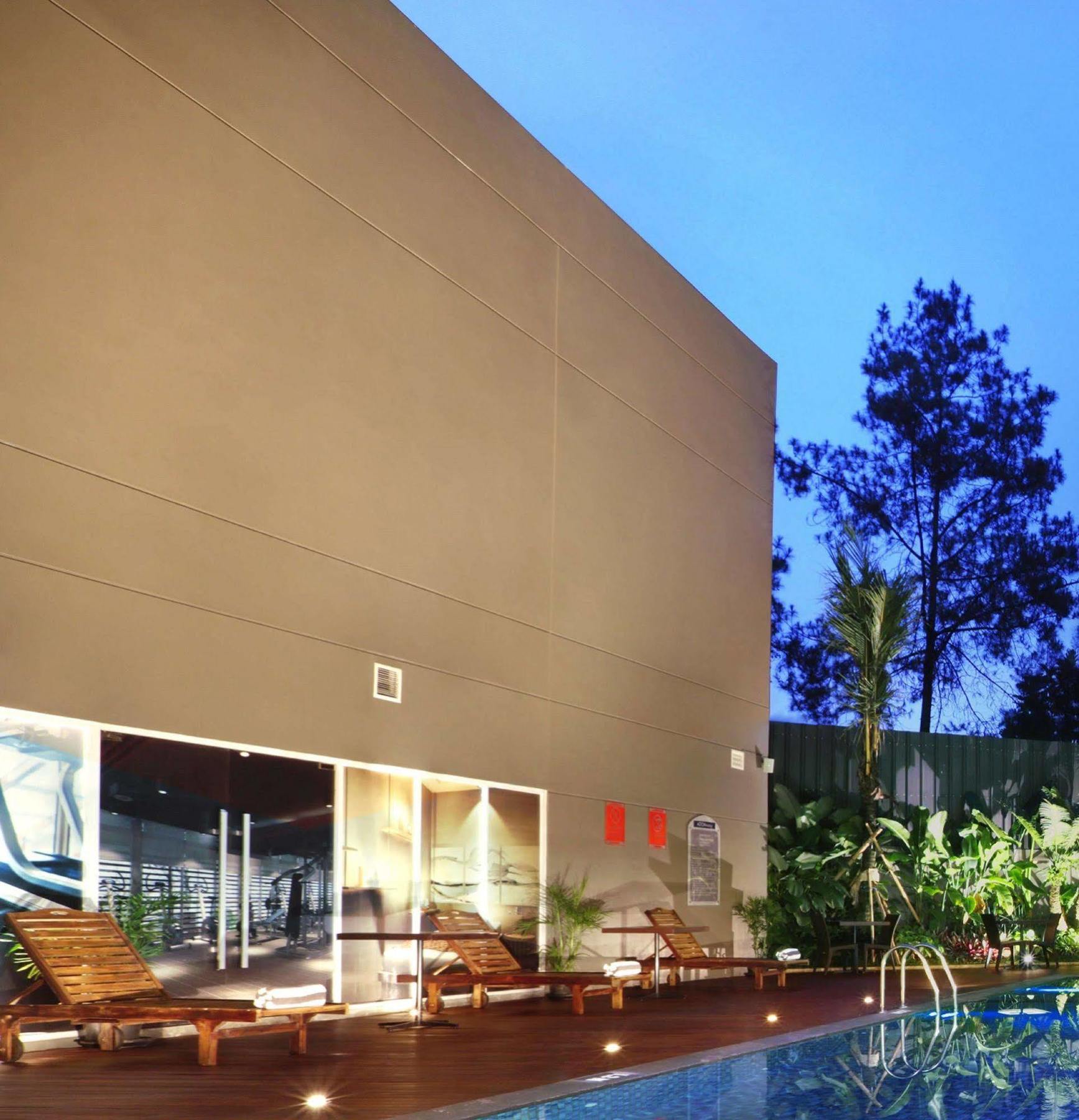 Aston Pasteur Hotel Bandung Buitenkant foto
